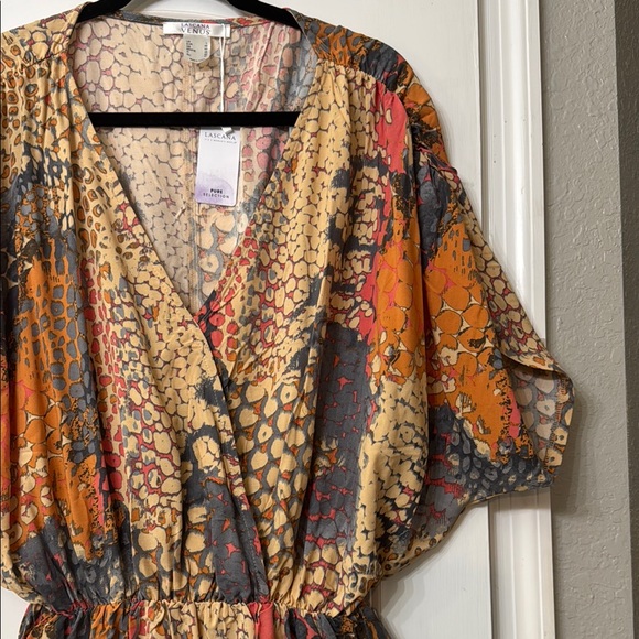 Multicolor Women's Top - Picture 5 of 9